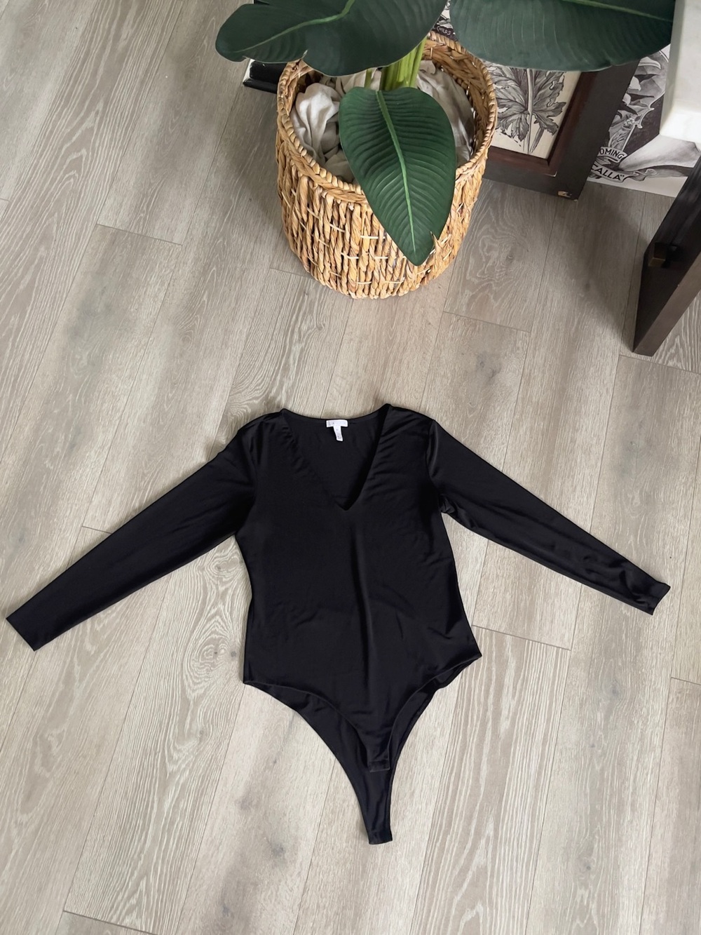 Leith Black Long-Sleeve V-Neck Kids Bodysuit